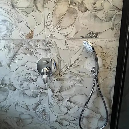 Pacinotti House 이몰라