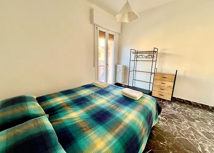 Pacinotti House 아파트 이몰라